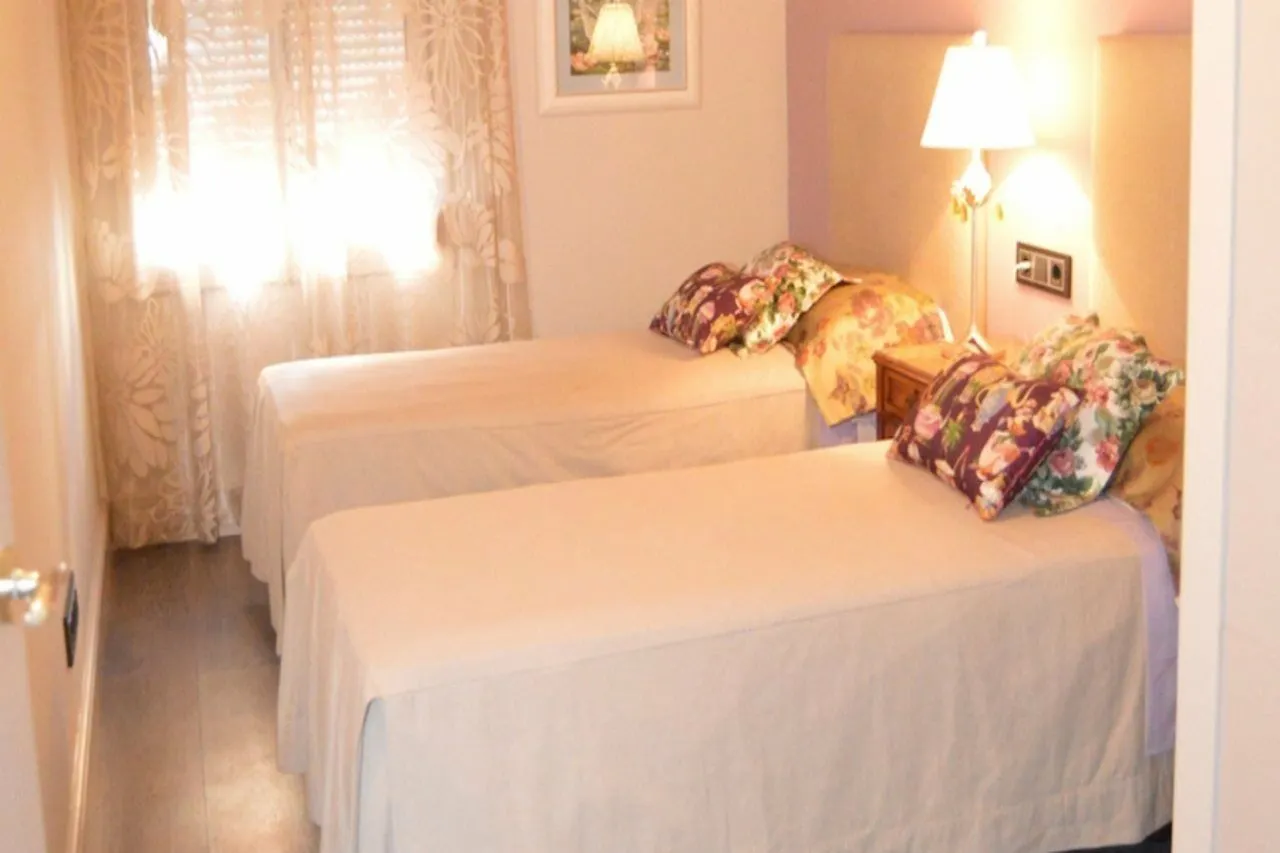 Tarragona Suites Prat De La Riba 0*,